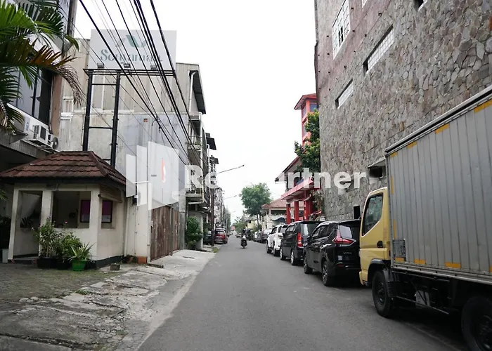 Senyaman Hotel RedPartner Jakarta