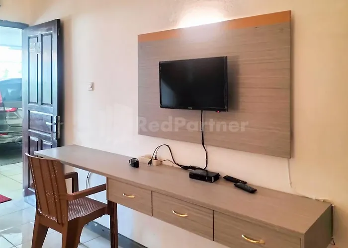 Rosa Luxury Jagakarsa RedPartner Hotel Jakarta
